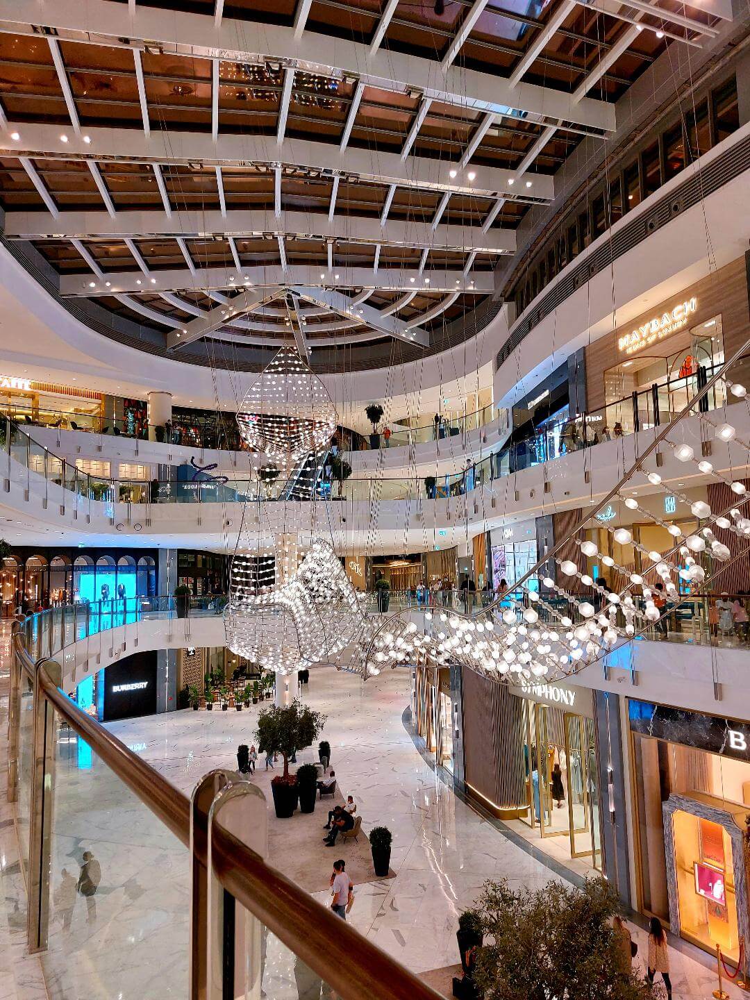 explore dubai mall