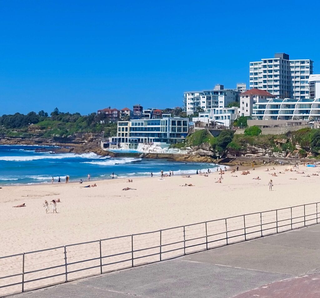 best places to stay in Sydney near beach