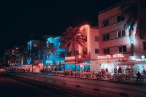 how to get the best travel deals