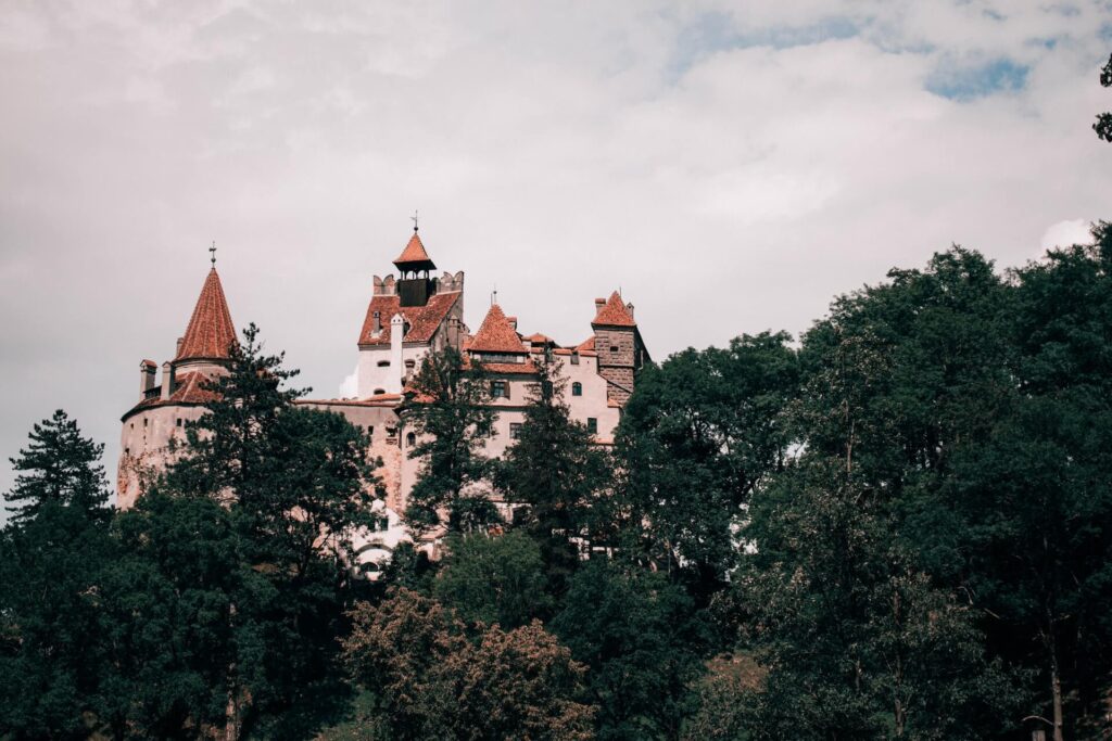 what are famous castles in romania