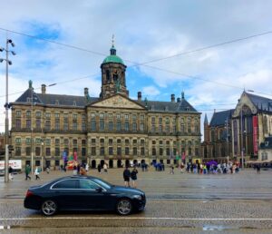 Essential information for first-time visitors to Amsterdam