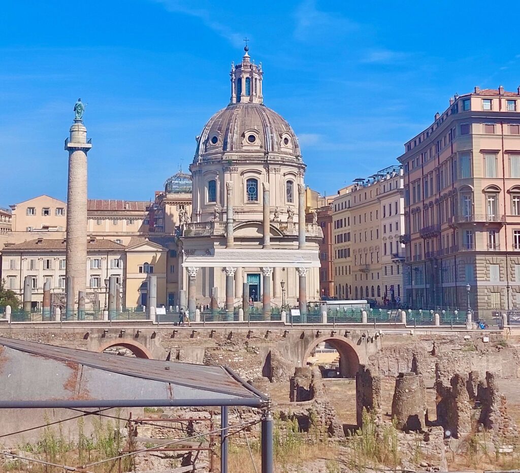 how to save money in rome