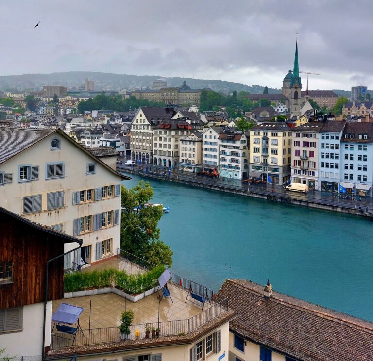 Zurich travel guide
